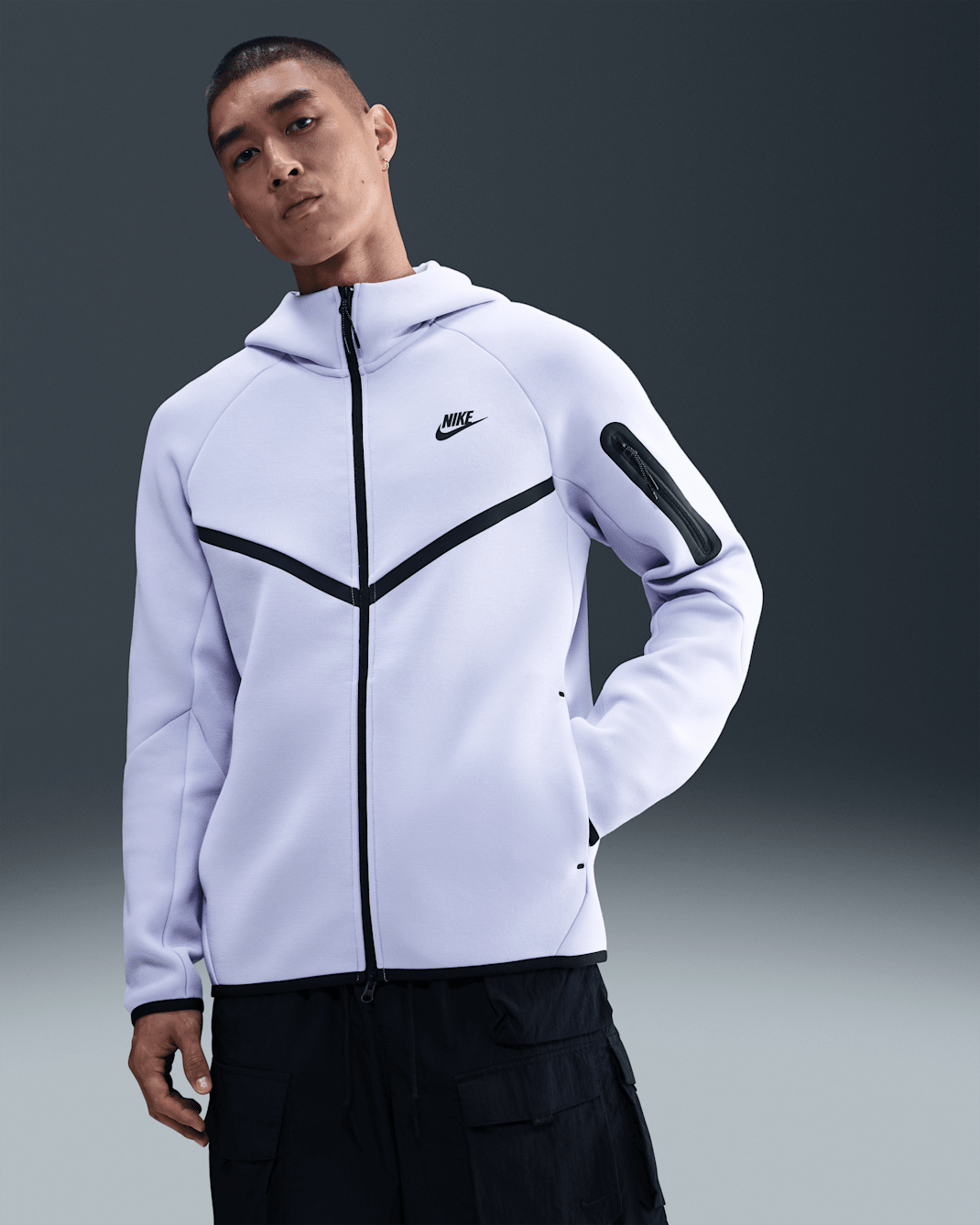 NIKE 白　ナイロンテックパーカー NIKE公式】ナイキ テック メンズ フルジップ ウィンドランナー